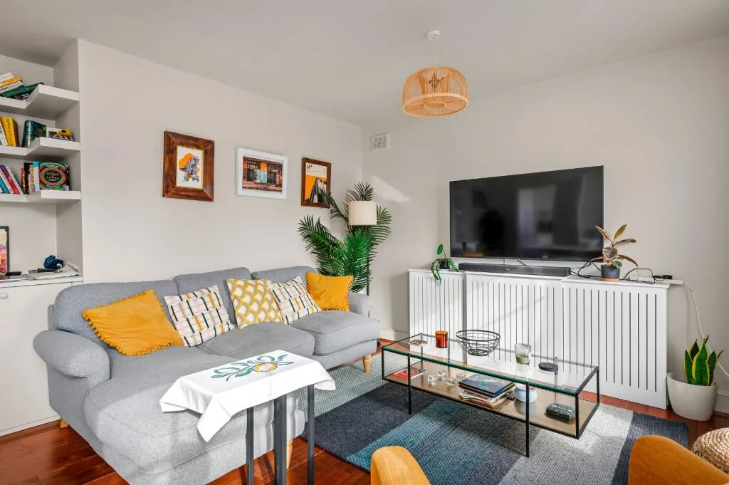 2 bedroom apartment for rent