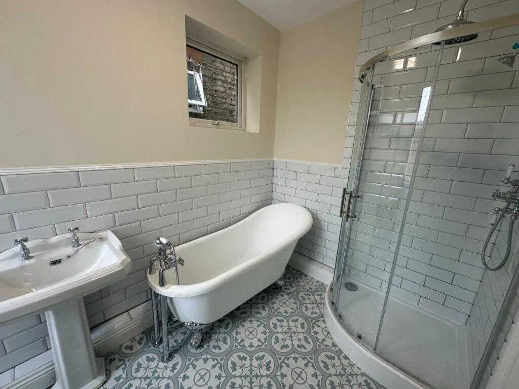 3 bedroom flat for rent