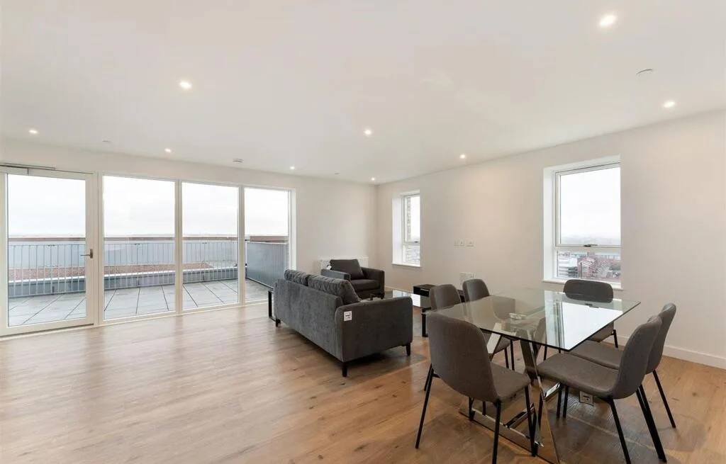 3 bedroom apartment for rent