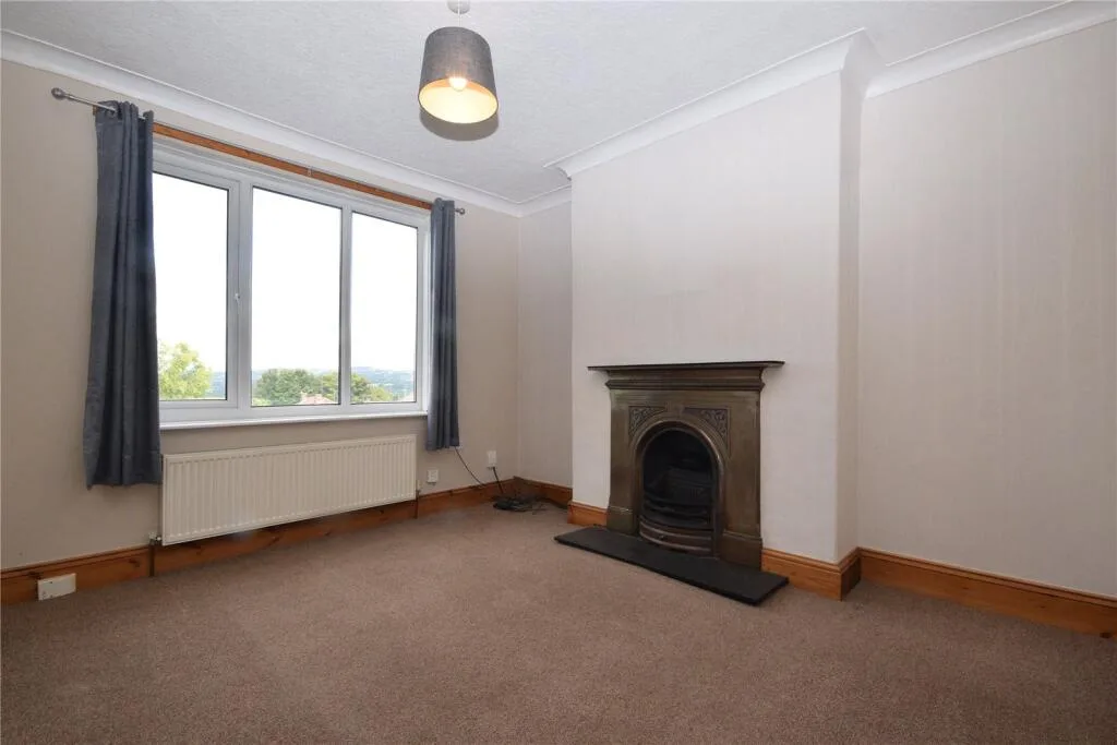3 bedroom semi-detached house for rent