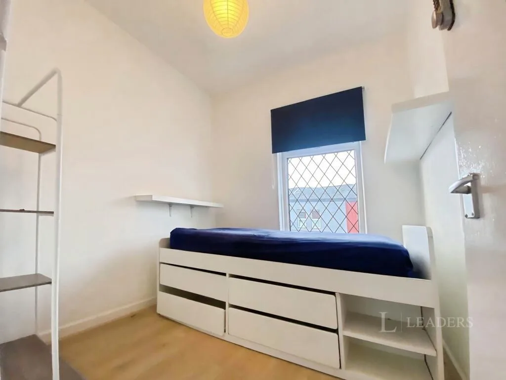 4 bedroom terraced house for rent