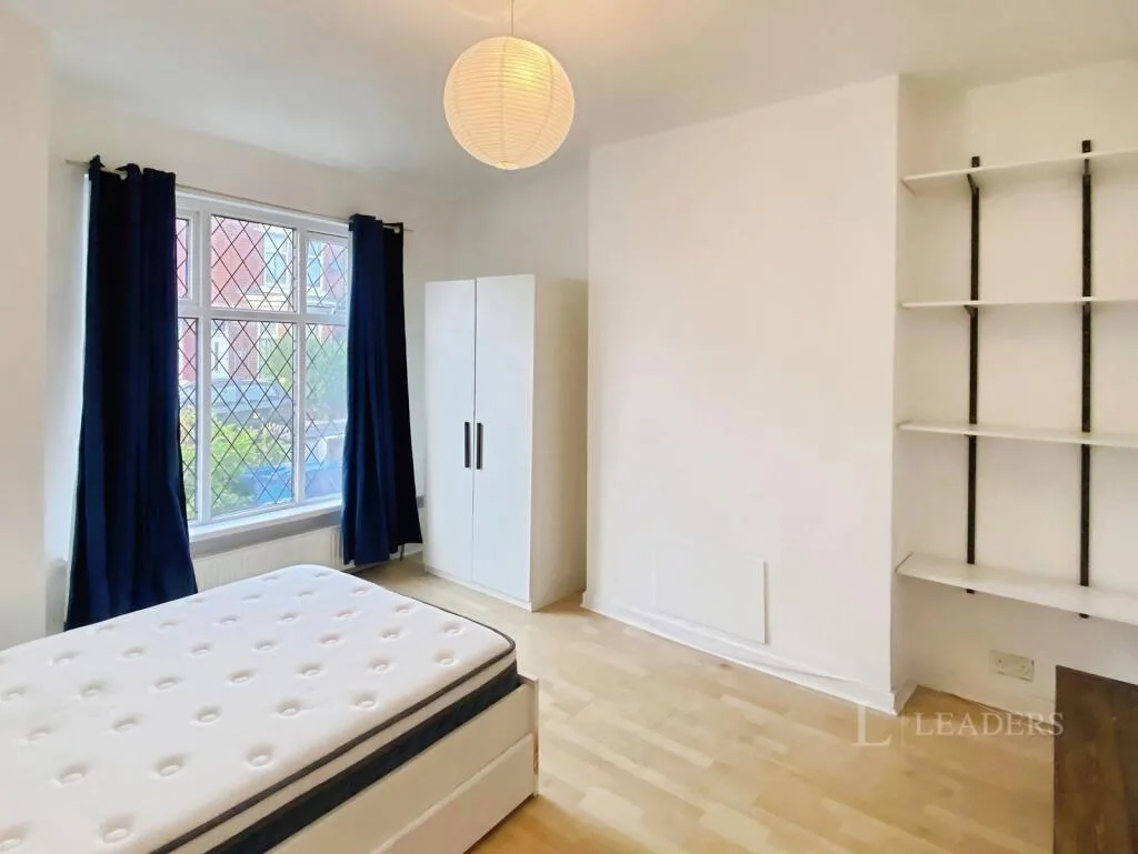 4 bedroom terraced house for rent