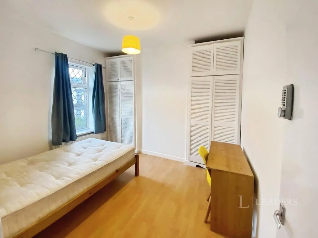 4 bedroom terraced house for rent