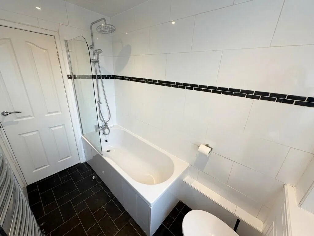 2 bedroom ground floor flat for rent