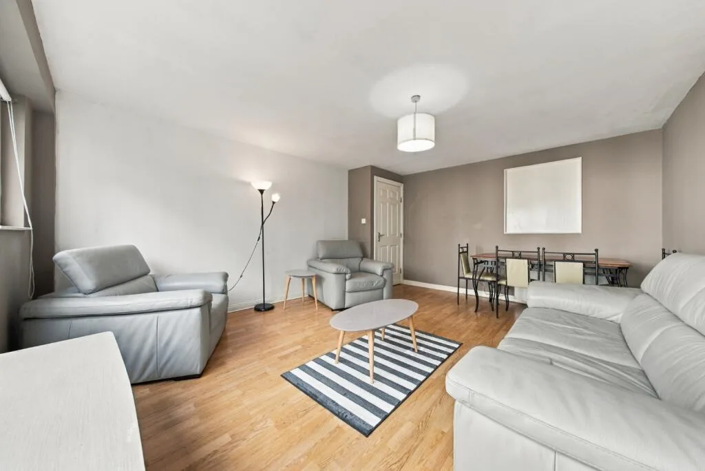 2 bedroom flat for rent