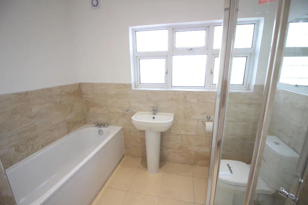 3 bedroom bungalow for rent