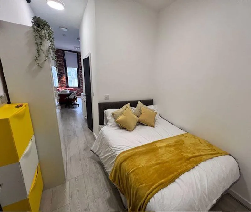 Studio flat for rent