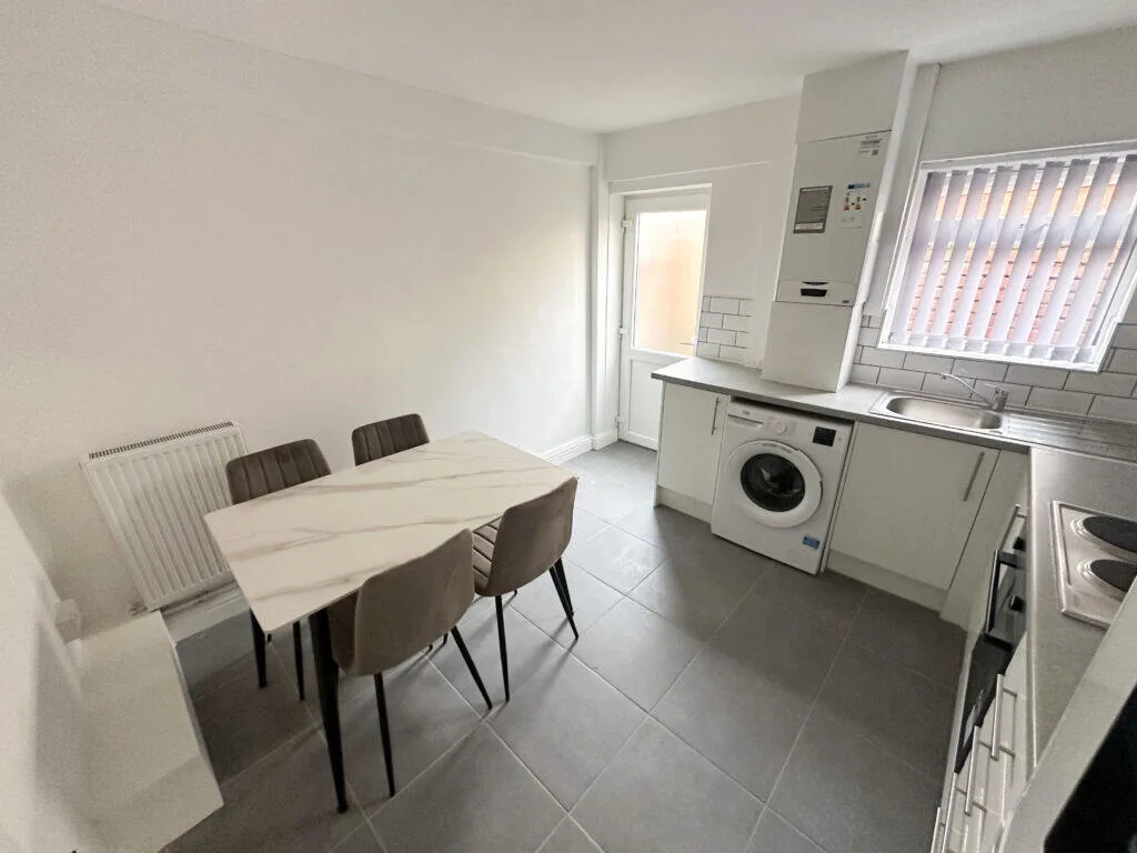 2 bedroom terraced house for rent