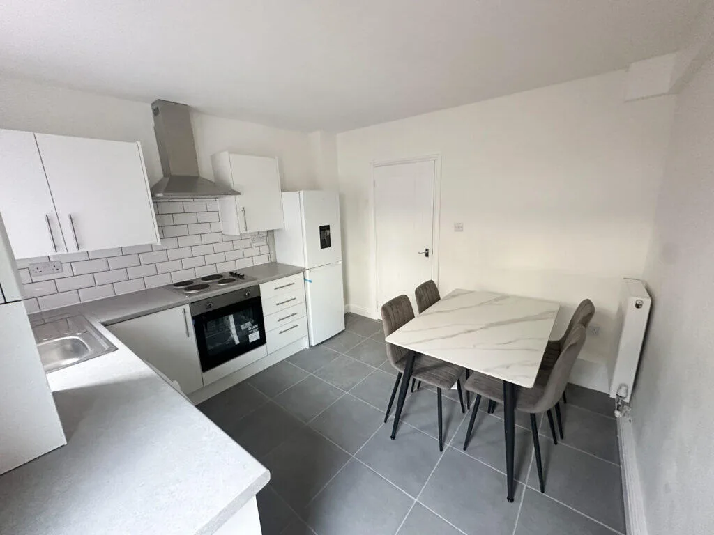 2 bedroom terraced house for rent