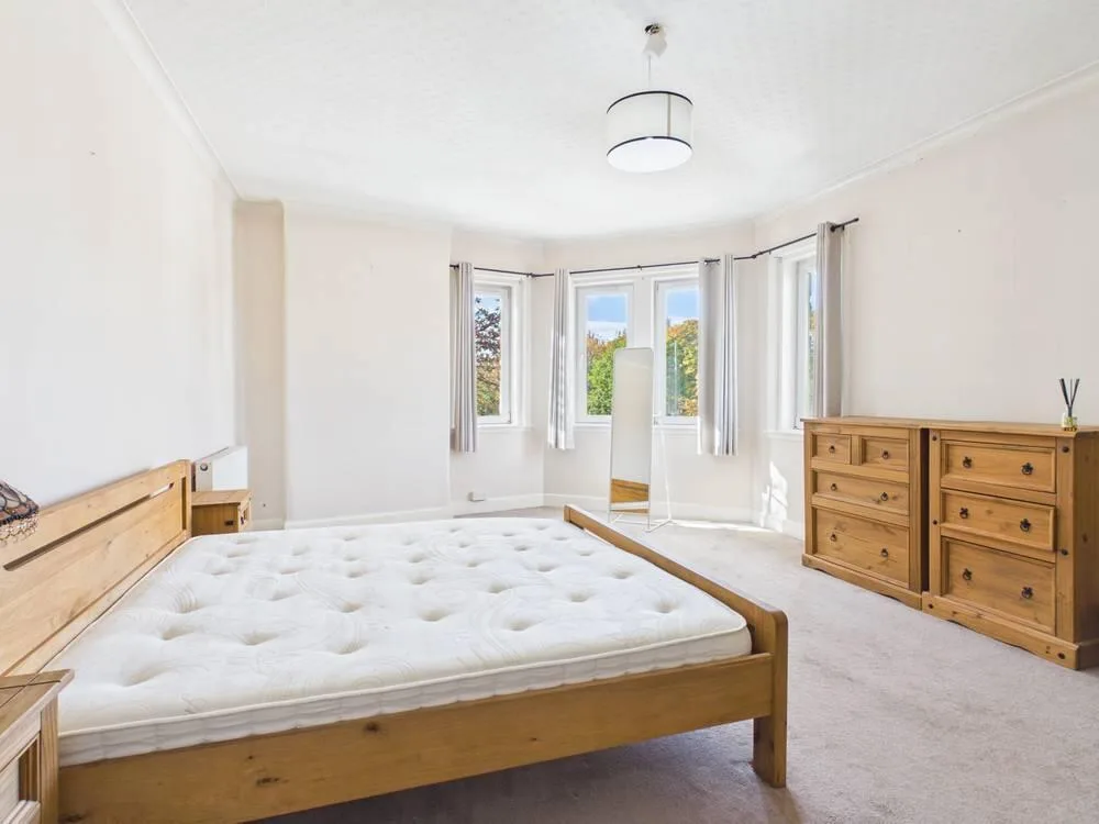 4 bedroom apartment for rent