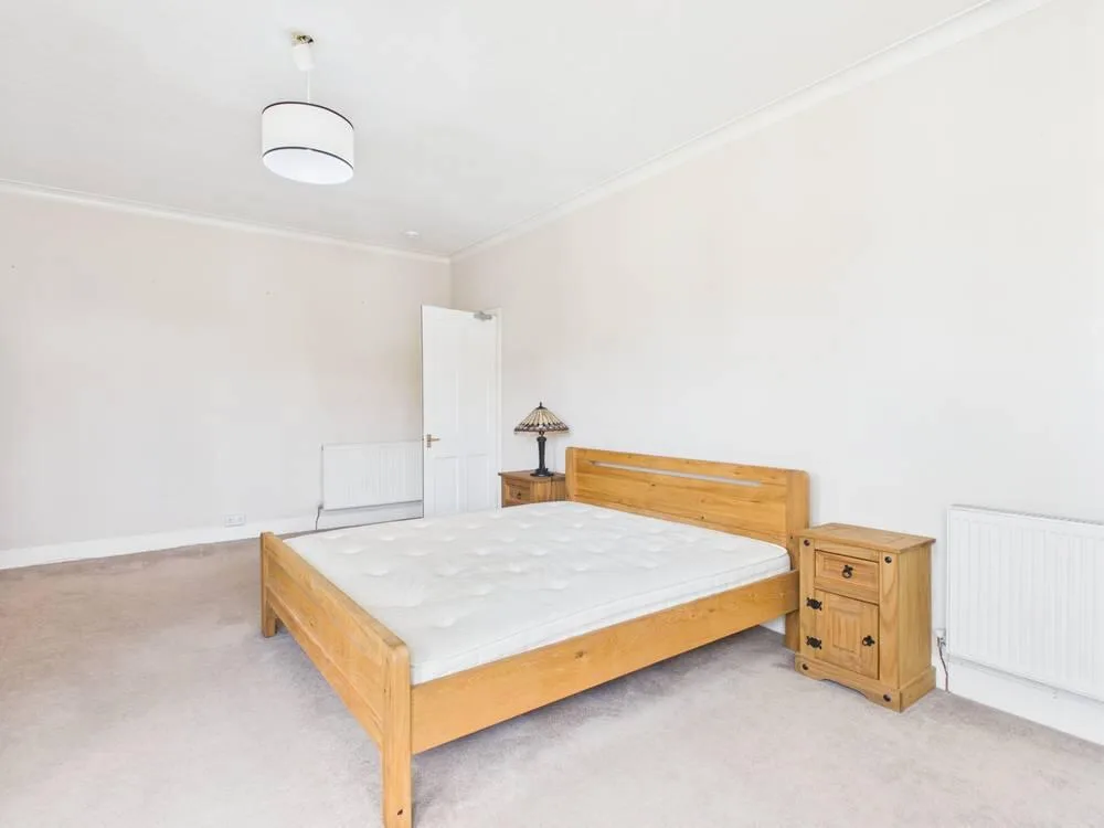 4 bedroom apartment for rent