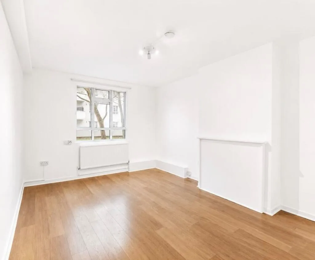 4 bedroom flat for rent
