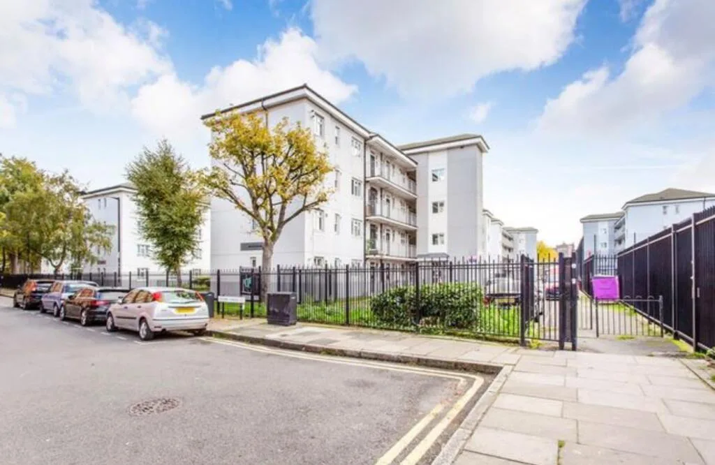 4 bedroom flat for rent