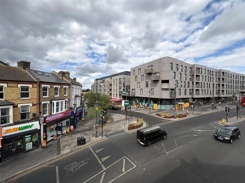 3 bedroom flat for rent