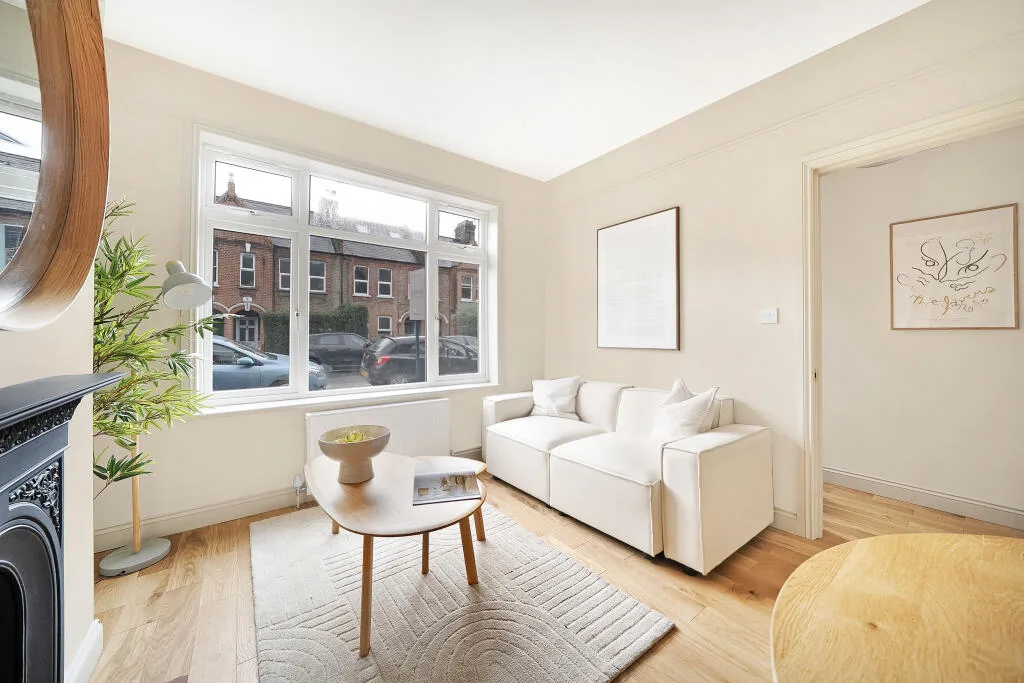 2 bedroom ground floor flat for rent