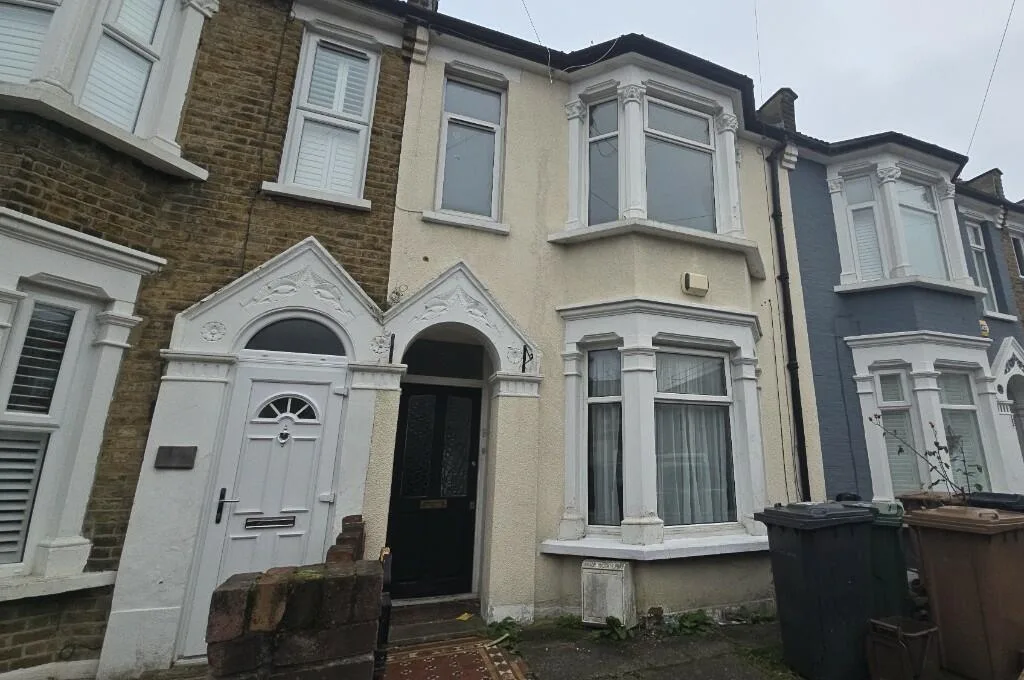 4 bedroom terraced house for rent