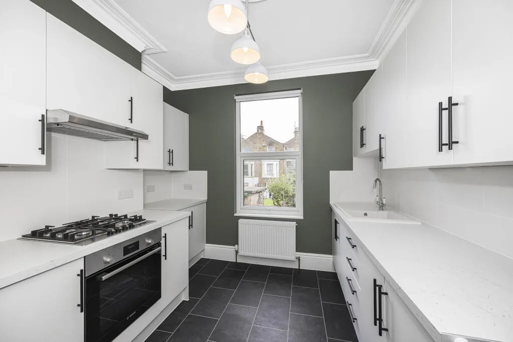 4 bedroom terraced house for rent