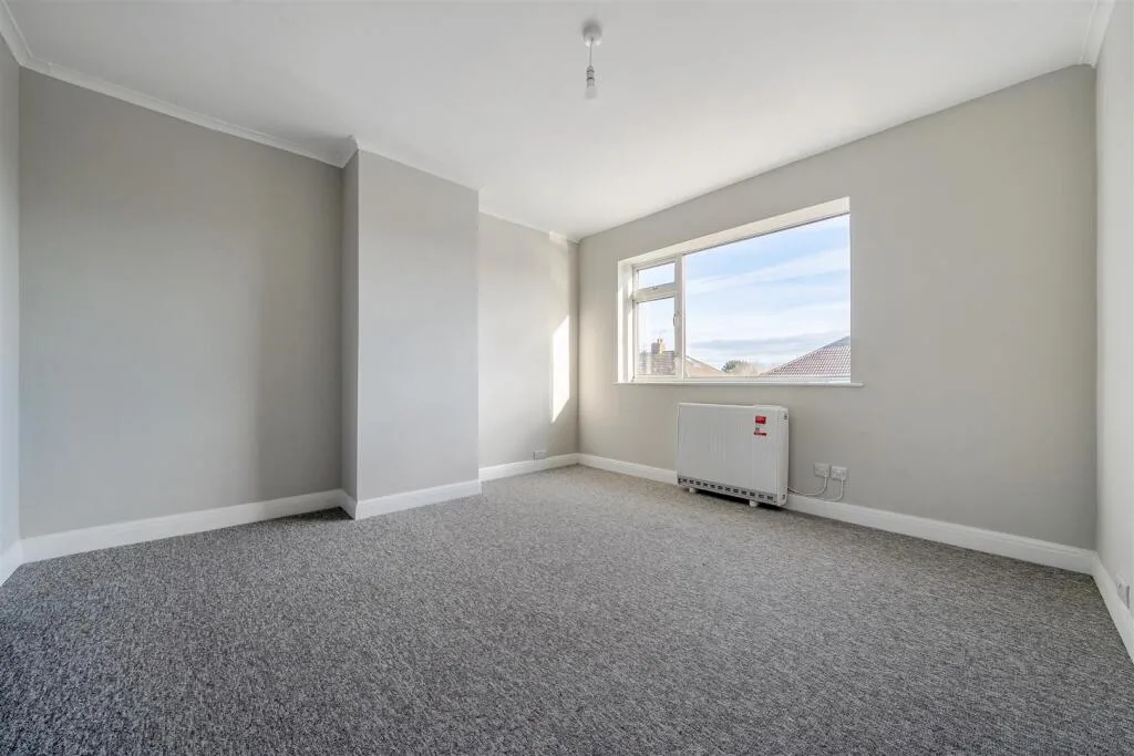 3 bedroom maisonette for rent