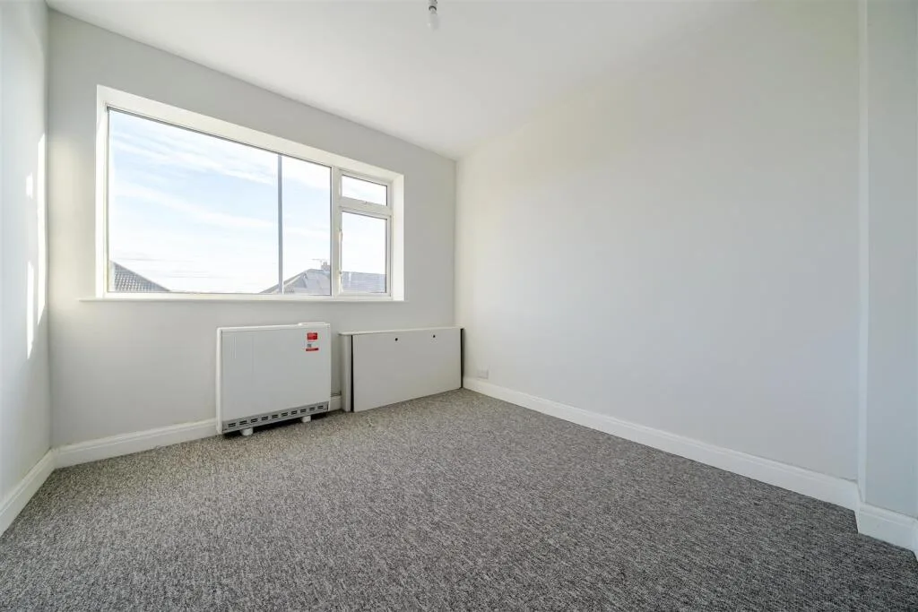 3 bedroom maisonette for rent