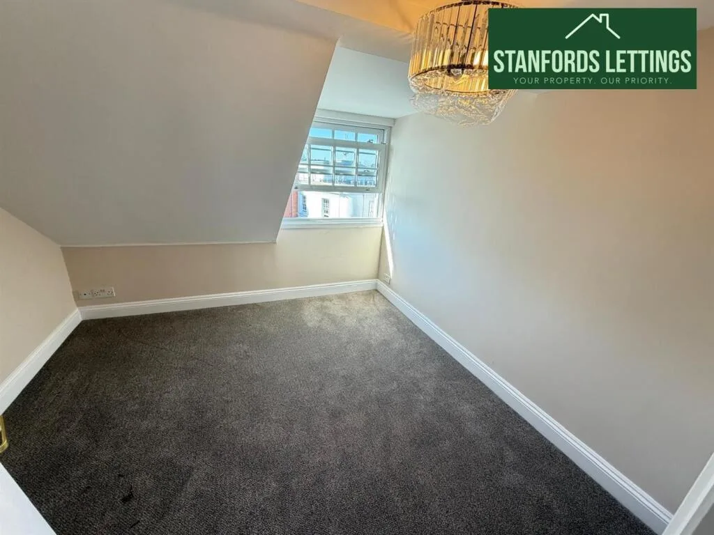 4 bedroom apartment for rent