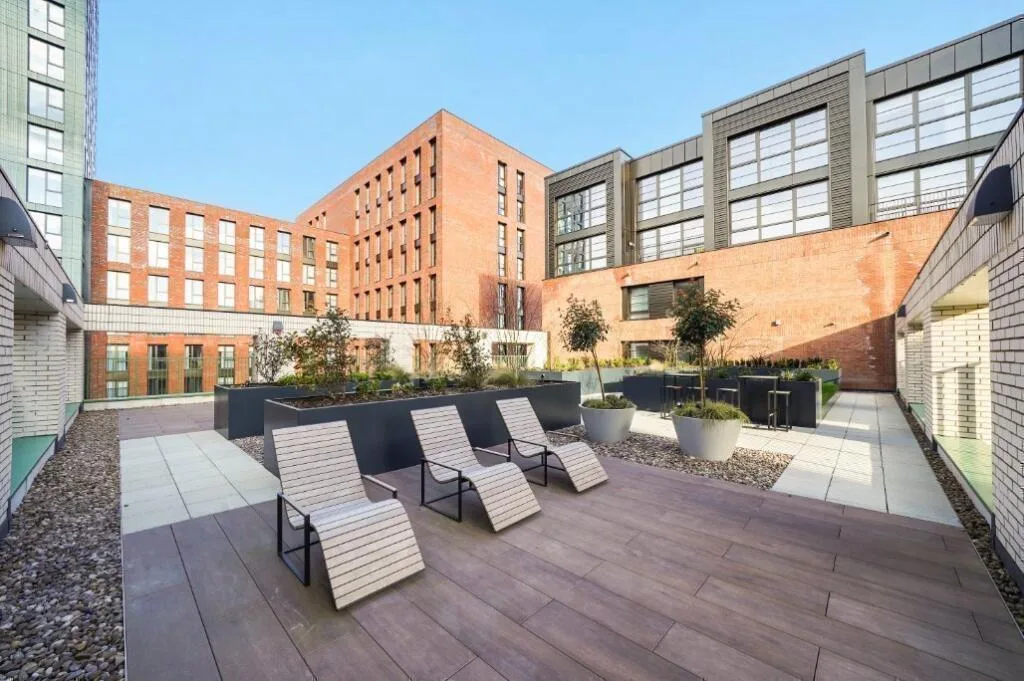 3 bedroom flat for rent