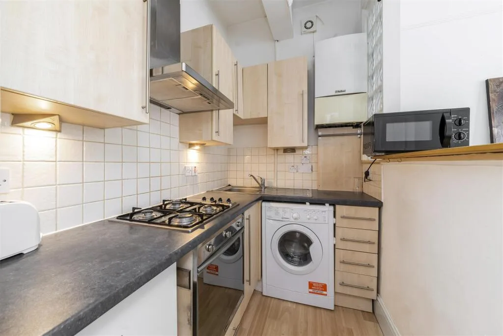 1 bedroom ground floor flat for rent