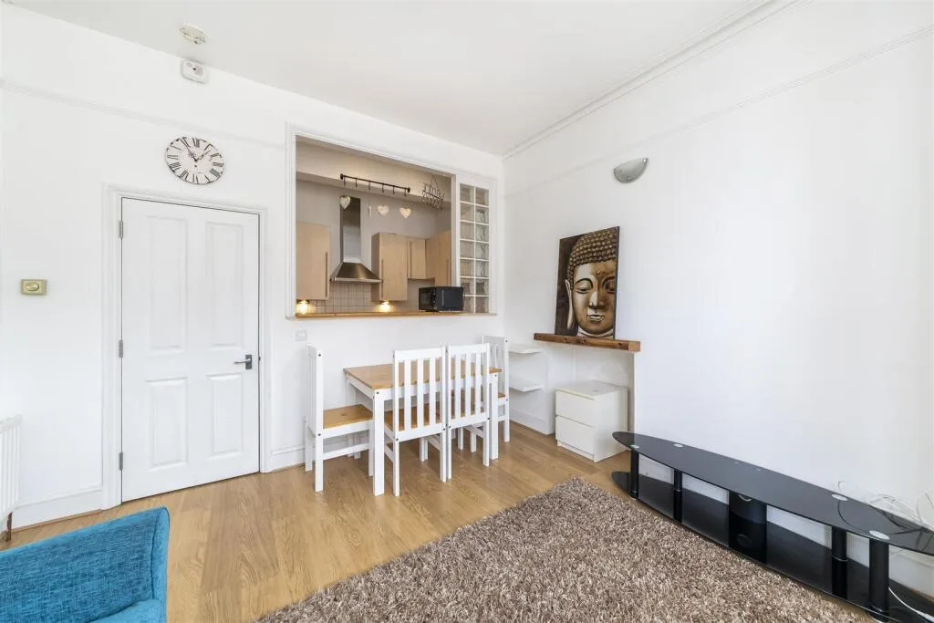 1 bedroom ground floor flat for rent