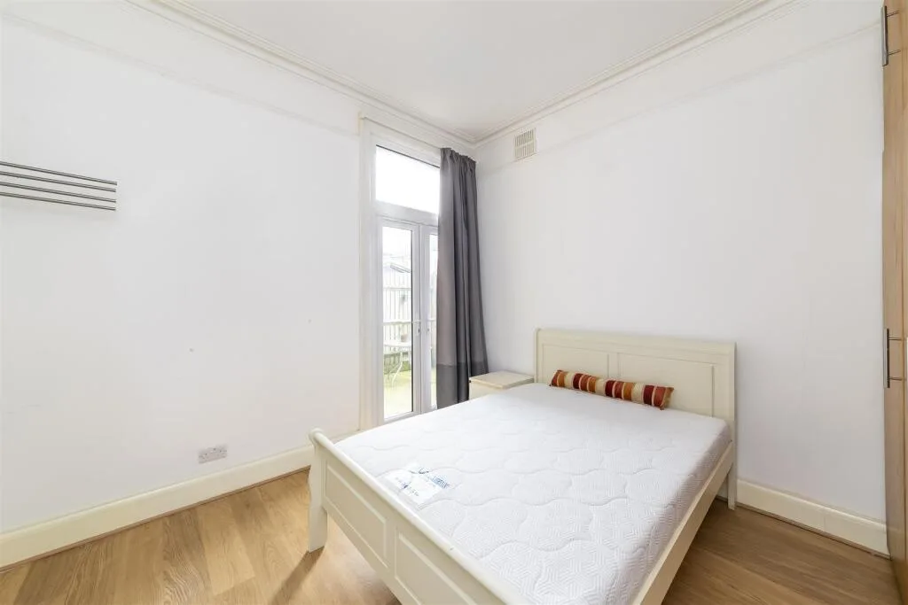 1 bedroom ground floor flat for rent