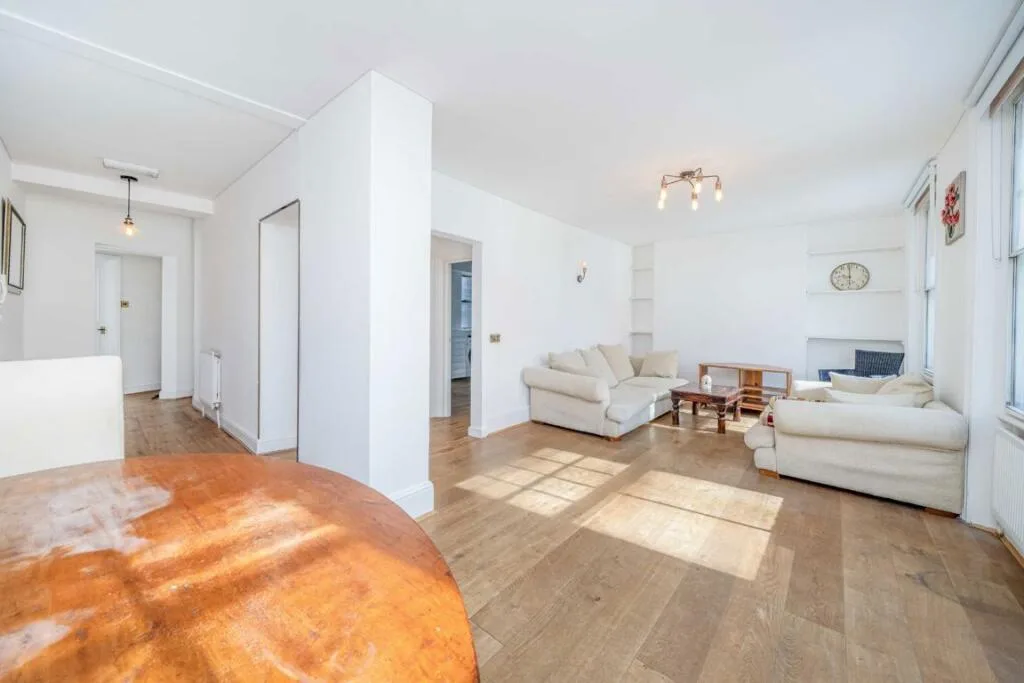 3 bedroom flat for rent