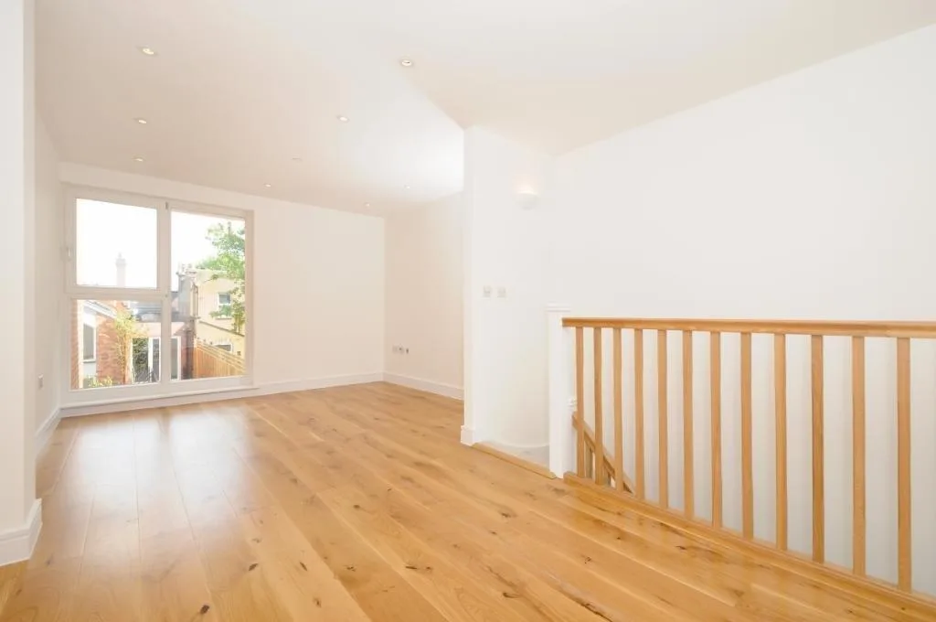 2 bedroom house for rent