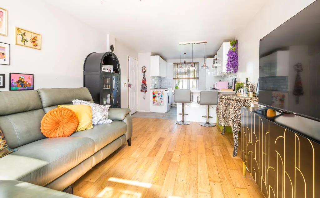 2 bedroom ground floor flat for rent