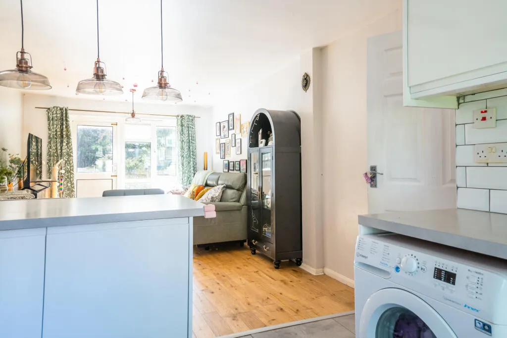 2 bedroom ground floor flat for rent
