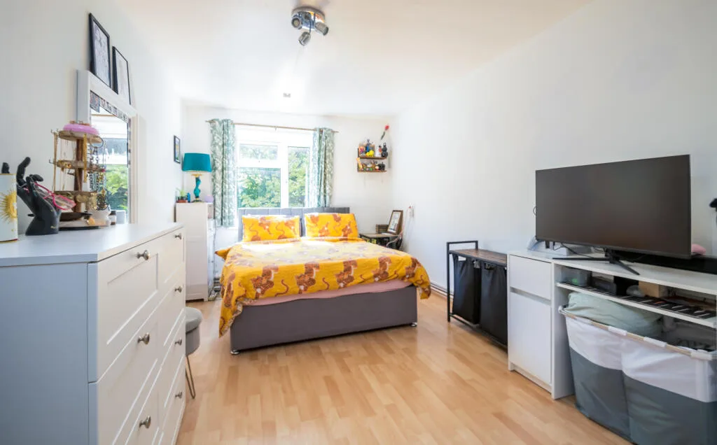 2 bedroom ground floor flat for rent