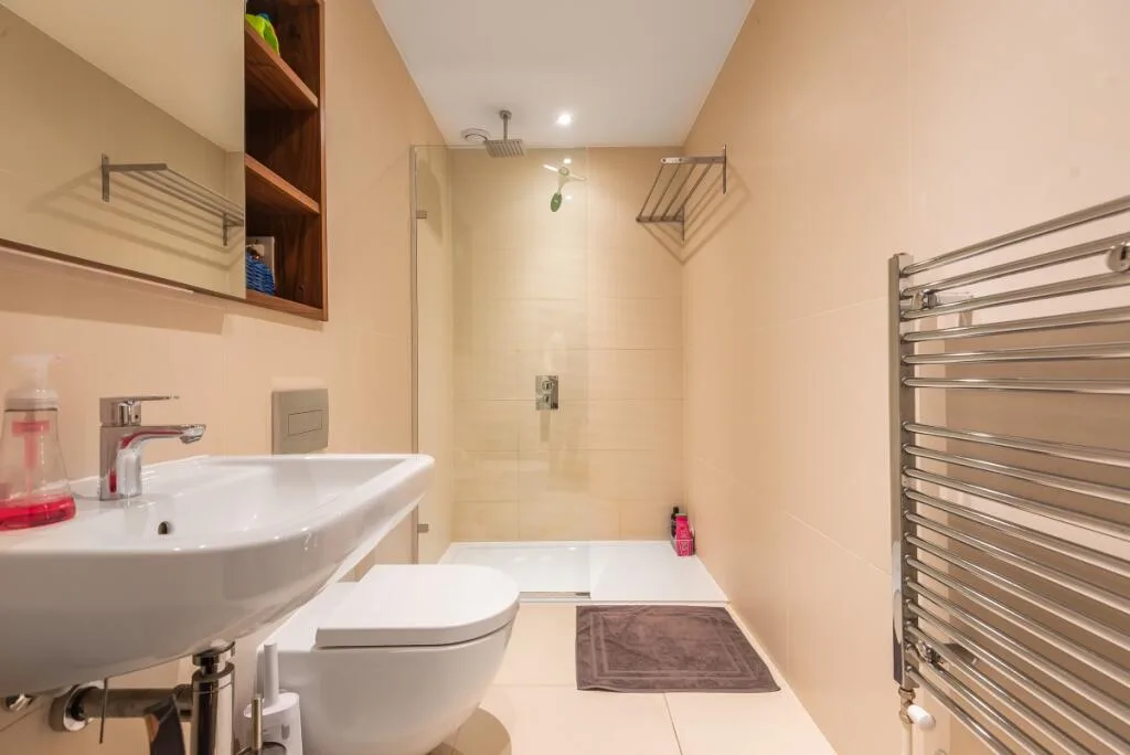 3 bedroom flat for rent