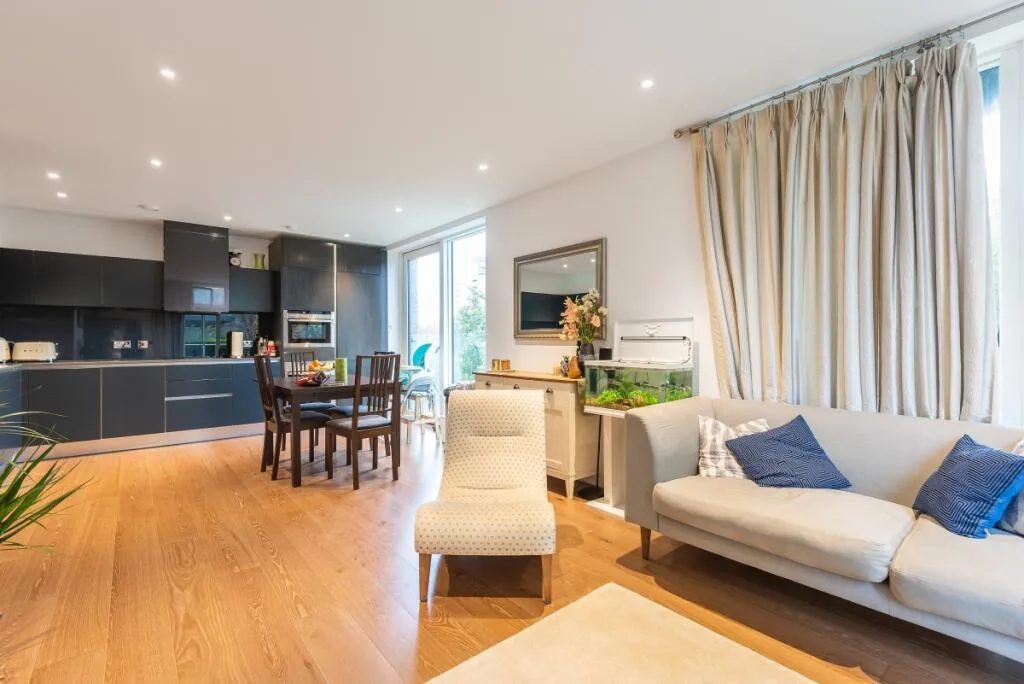 3 bedroom flat for rent