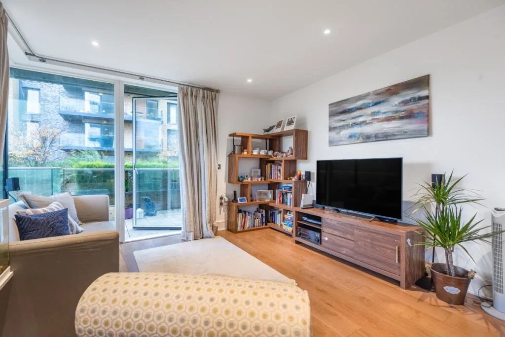 3 bedroom flat for rent