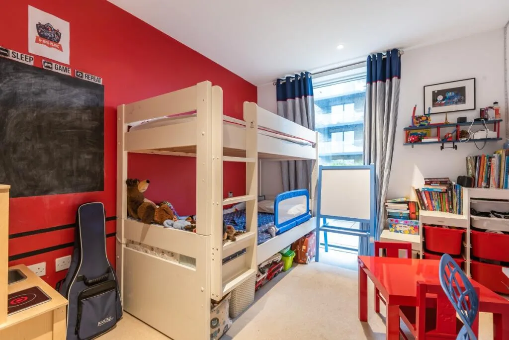 3 bedroom flat for rent