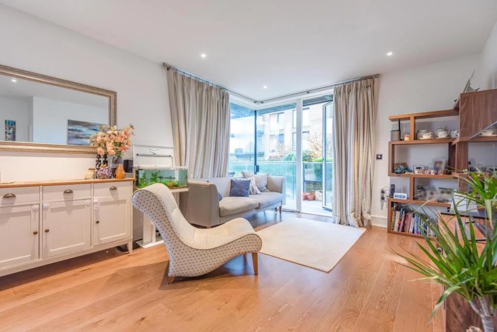 3 bedroom flat for rent