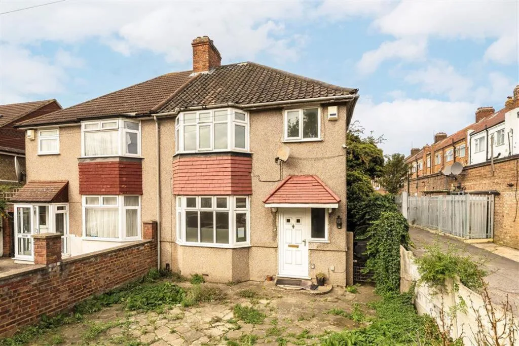 4 bedroom house for rent