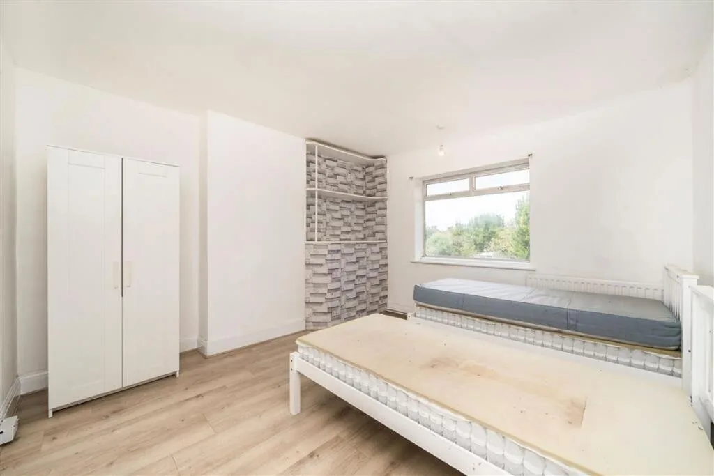 4 bedroom house for rent