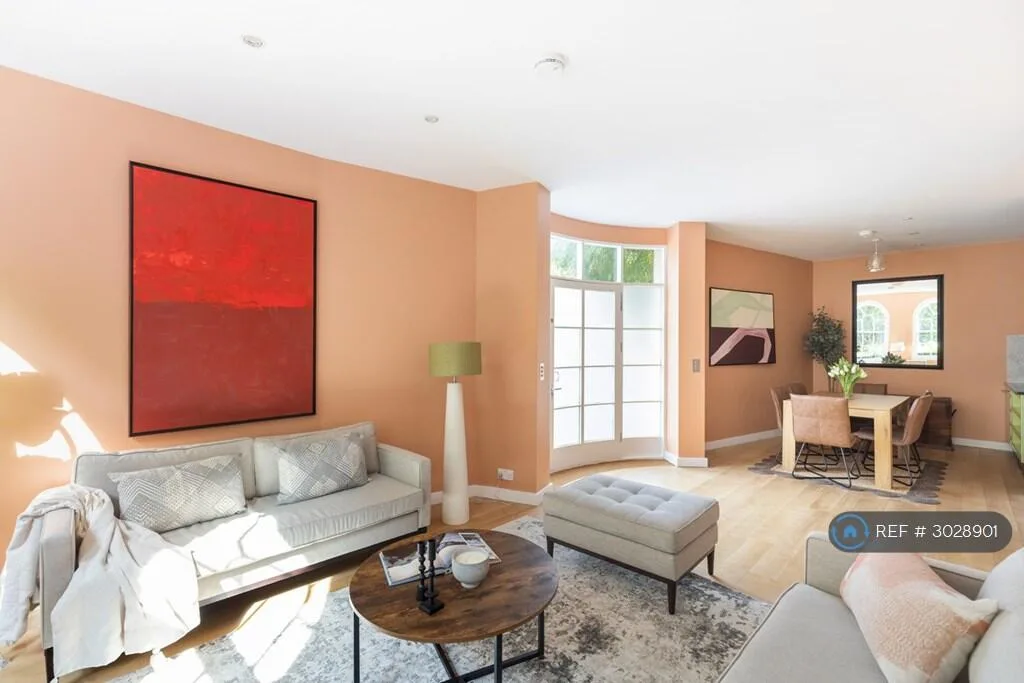 3 bedroom flat for rent