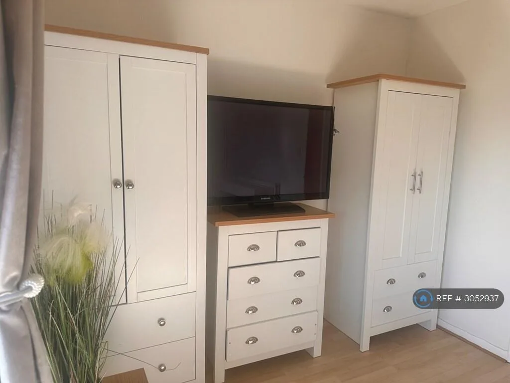 1 bedroom end of terrace house for rent