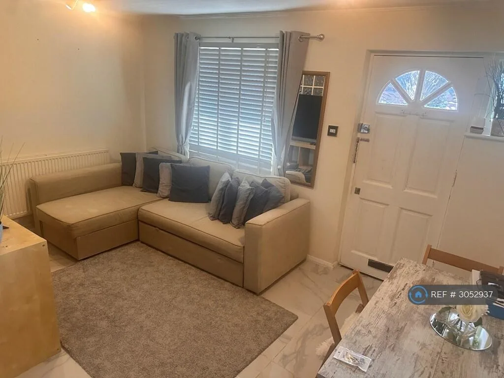 1 bedroom end of terrace house for rent