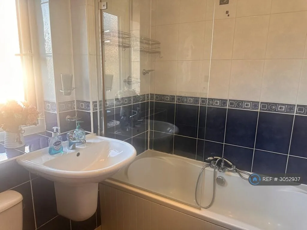 1 bedroom end of terrace house for rent