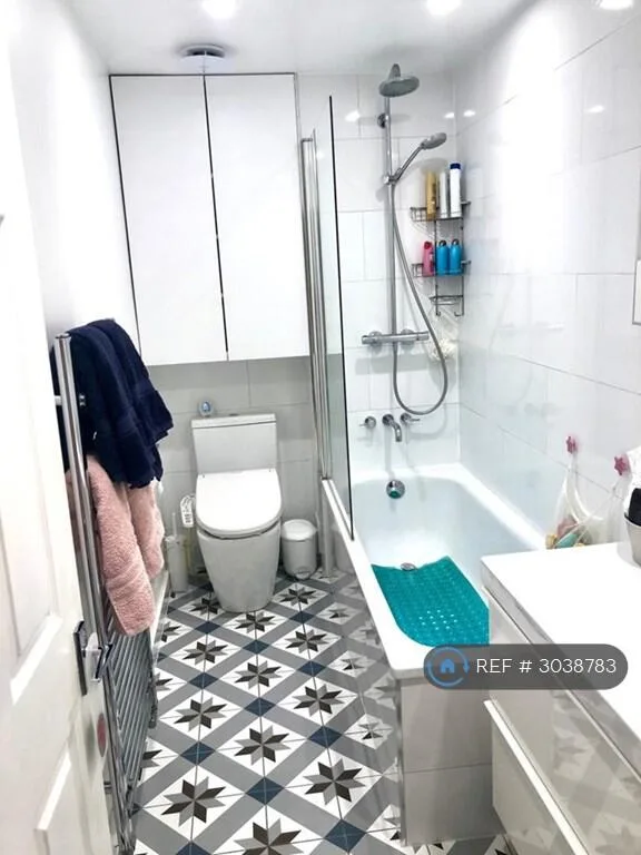 3 bedroom flat for rent