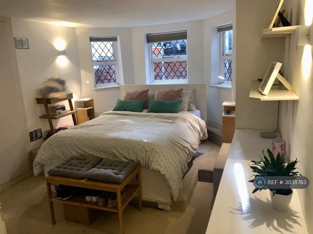 3 bedroom flat for rent