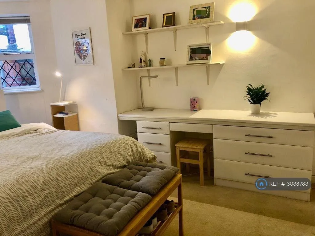 3 bedroom flat for rent