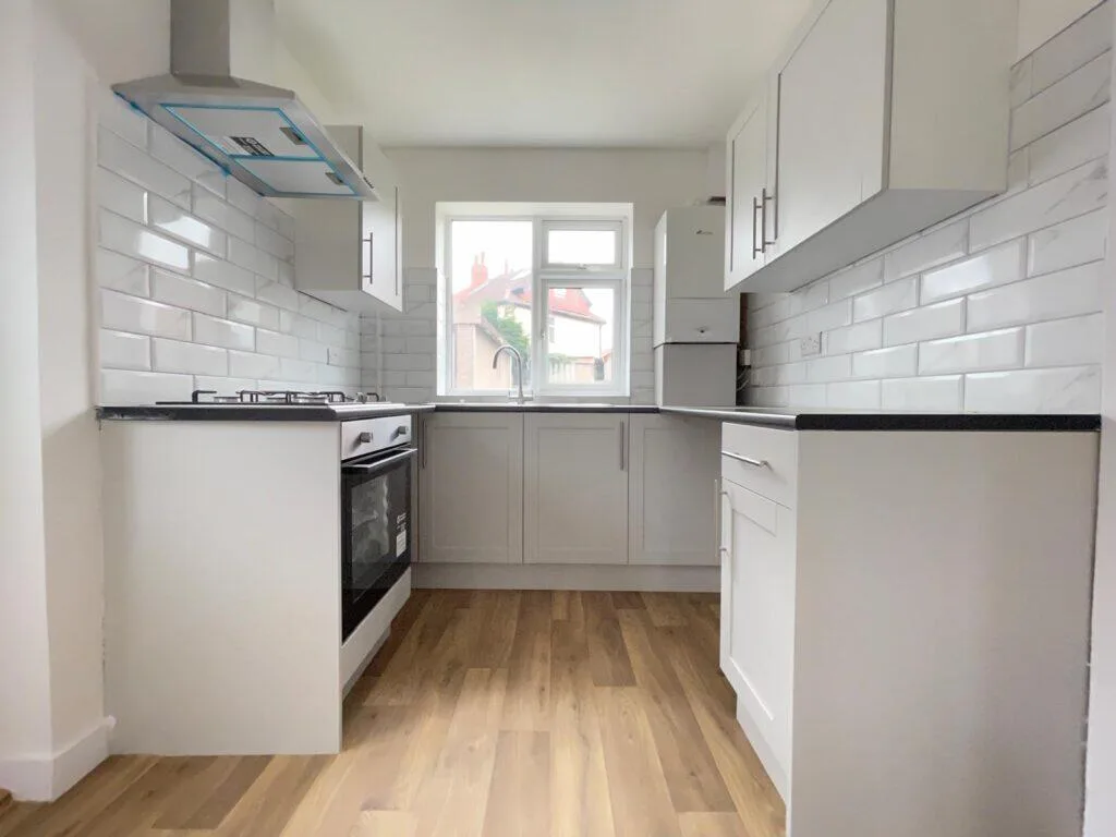 3 bedroom semi-detached house for rent