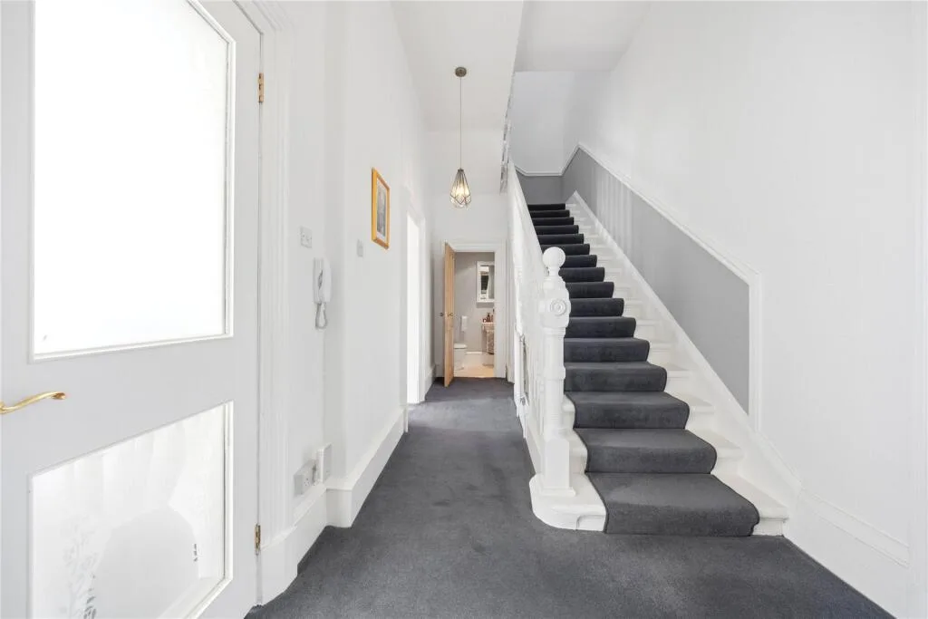 4 bedroom apartment for rent