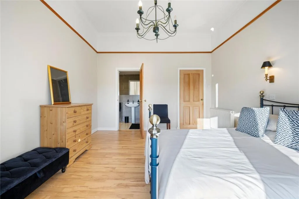 4 bedroom apartment for rent
